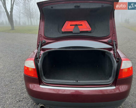Красный Ауди А4, объемом двигателя 1.6 л и пробегом 299 тыс. км за 4599 $, фото 15 на Automoto.ua