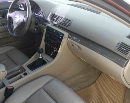 Красный Ауди А4, объемом двигателя 1.8 л и пробегом 268 тыс. км за 5700 $, фото 11 на Automoto.ua