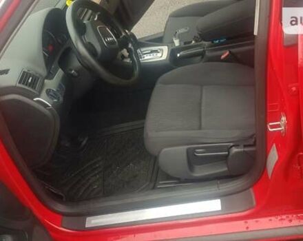 Красный Ауди А4, объемом двигателя 1.78 л и пробегом 426 тыс. км за 4600 $, фото 11 на Automoto.ua