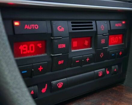 Червоний Ауді А4, об'ємом двигуна 2 л та пробігом 229 тис. км за 7300 $, фото 18 на Automoto.ua