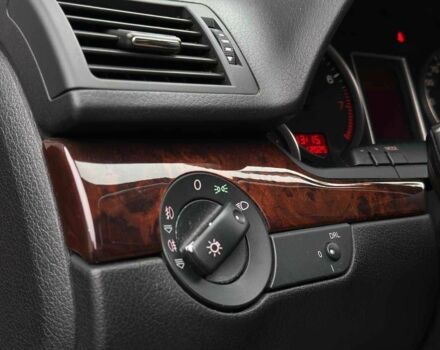 Червоний Ауді А4, об'ємом двигуна 2 л та пробігом 229 тис. км за 7300 $, фото 11 на Automoto.ua