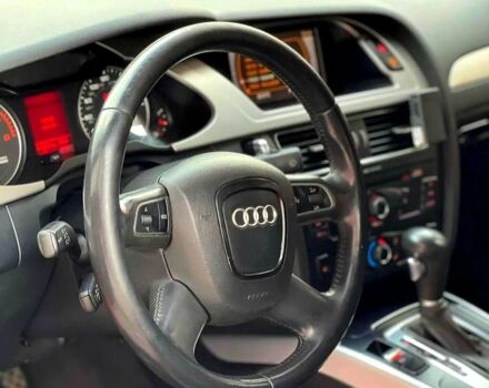 Красный Ауди А4, объемом двигателя 2 л и пробегом 219 тыс. км за 10000 $, фото 3 на Automoto.ua