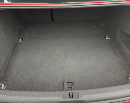 Красный Ауди А4, объемом двигателя 1.8 л и пробегом 152 тыс. км за 8750 $, фото 33 на Automoto.ua