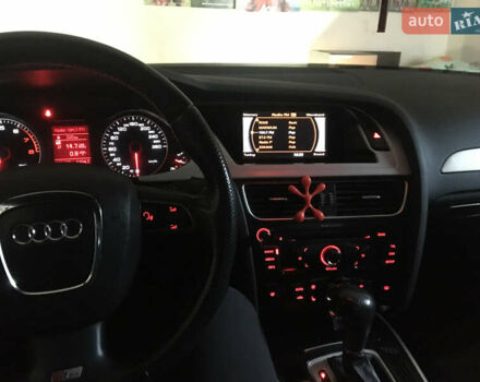Червоний Ауді А4, об'ємом двигуна 1.8 л та пробігом 205 тис. км за 10500 $, фото 11 на Automoto.ua