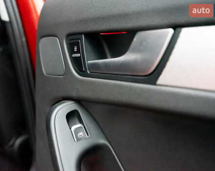 Красный Ауди А4, объемом двигателя 2 л и пробегом 252 тыс. км за 13600 $, фото 13 на Automoto.ua