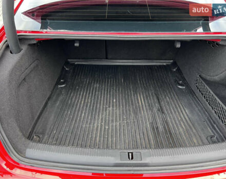 Красный Ауди А4, объемом двигателя 1.98 л и пробегом 251 тыс. км за 10790 $, фото 48 на Automoto.ua