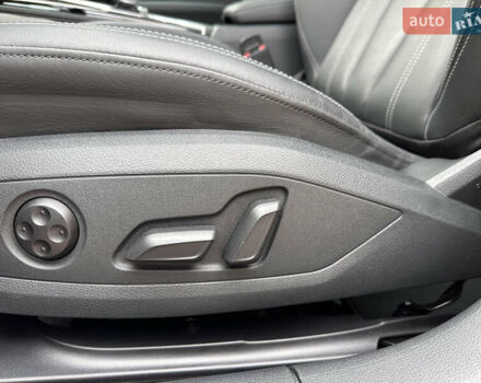 Красный Ауди А4, объемом двигателя 2 л и пробегом 15 тыс. км за 31000 $, фото 39 на Automoto.ua