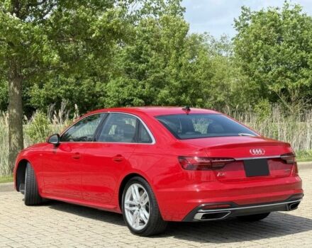 Красный Ауди А4, объемом двигателя 2 л и пробегом 27 тыс. км за 11900 $, фото 2 на Automoto.ua