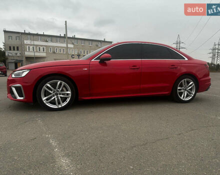 Ауди А4 2023 в Харькове на Automoto.ua Красный Ауди А4, объемом двигателя 1.98 л и пробегом 37 тыс. км за 33000 $, фото 1 на Automoto.ua