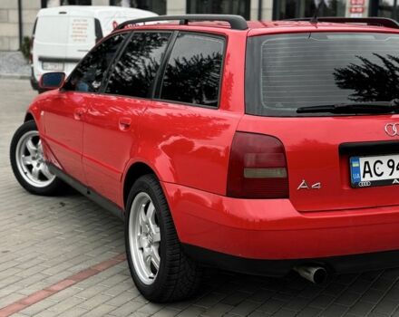 Красный Ауди А4, объемом двигателя 1.6 л и пробегом 315 тыс. км за 3350 $, фото 3 на Automoto.ua