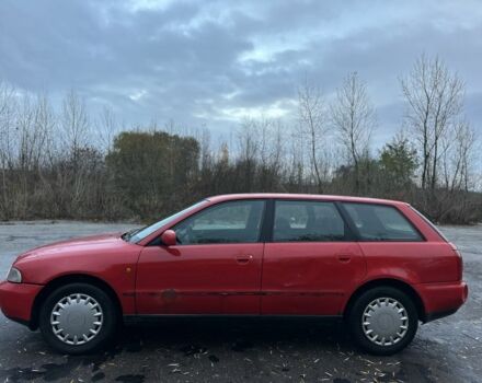 Красный Ауди А4, объемом двигателя 1.9 л и пробегом 380 тыс. км за 1750 $, фото 2 на Automoto.ua