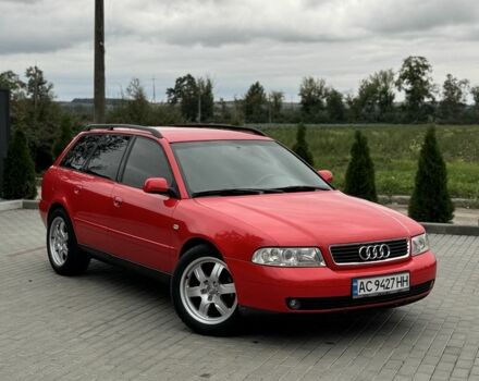 Красный Ауди А4, объемом двигателя 1.6 л и пробегом 315 тыс. км за 3350 $, фото 7 на Automoto.ua