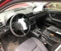 Красный Ауди А4, объемом двигателя 2 л и пробегом 300 тыс. км за 1500 $, фото 3 на Automoto.ua