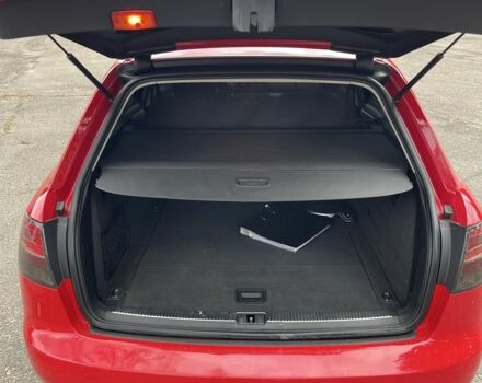 Красный Ауди А4, объемом двигателя 1.8 л и пробегом 250 тыс. км за 6500 $, фото 15 на Automoto.ua