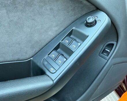 Красный Ауди А4, объемом двигателя 1.8 л и пробегом 238 тыс. км за 9000 $, фото 19 на Automoto.ua