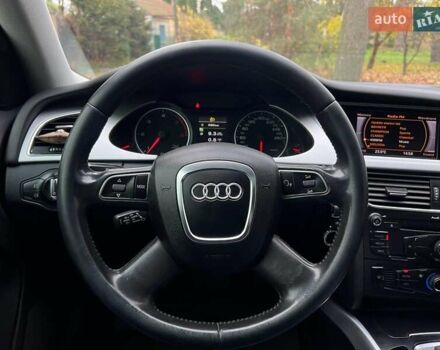 Червоний Ауді А4, об'ємом двигуна 2 л та пробігом 333 тис. км за 8690 $, фото 10 на Automoto.ua