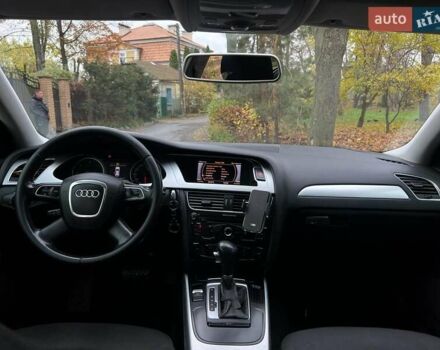 Червоний Ауді А4, об'ємом двигуна 2 л та пробігом 333 тис. км за 8690 $, фото 16 на Automoto.ua