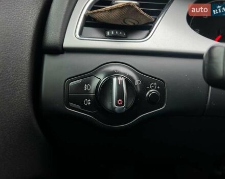 Червоний Ауді А4, об'ємом двигуна 2 л та пробігом 333 тис. км за 8690 $, фото 13 на Automoto.ua