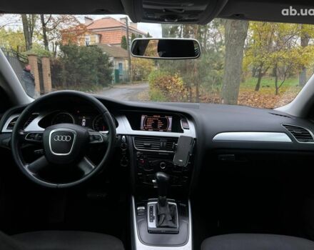 Красный Ауди А4, объемом двигателя 2 л и пробегом 333 тыс. км за 8690 $, фото 16 на Automoto.ua