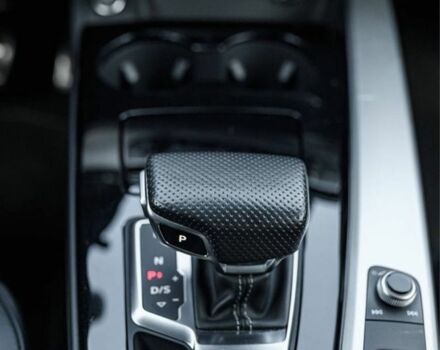 Красный Ауди А4, объемом двигателя 2 л и пробегом 205 тыс. км за 20990 $, фото 7 на Automoto.ua