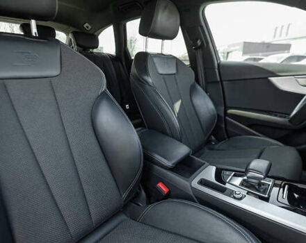 Красный Ауди А4, объемом двигателя 2.01 л и пробегом 206 тыс. км за 21500 $, фото 5 на Automoto.ua