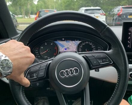 Красный Ауди А4, объемом двигателя 2 л и пробегом 205 тыс. км за 21990 $, фото 5 на Automoto.ua