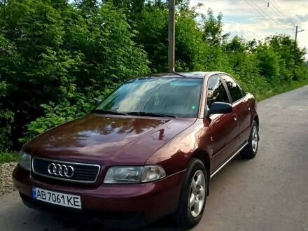 Ауди А4 1995 в Могилев-Подольском на Automoto.ua Красный Ауди А4, объемом двигателя 1.8 л и пробегом 0 тыс. км за 3600 $, фото 1 на Automoto.ua