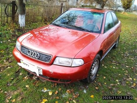 Красный Ауди А4, объемом двигателя 1 л и пробегом 10 тыс. км за 650 $, фото 1 на Automoto.ua