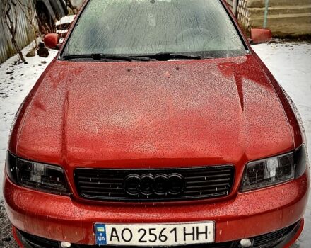 Червоний Ауді А4, об'ємом двигуна 1.8 л та пробігом 230 тис. км за 3300 $, фото 1 на Automoto.ua