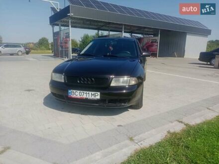 Красный Ауди А4, объемом двигателя 1.8 л и пробегом 352 тыс. км за 2700 $, фото 1 на Automoto.ua