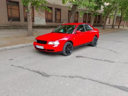 Ауди А4 1998 в Николаеве на Automoto.ua Красный Ауди А4, объемом двигателя 1.9 л и пробегом 245 тыс. км за 3700 $, фото 1 на Automoto.ua