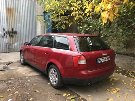 Ауди А4 2002 в Николаеве на Automoto.ua Красный Ауди А4, объемом двигателя 2 л и пробегом 300 тыс. км за 1500 $, фото 1 на Automoto.ua
