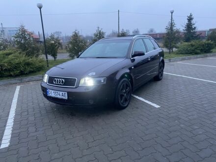 Красный Ауди А4, объемом двигателя 2.5 л и пробегом 350 тыс. км за 3650 $, фото 1 на Automoto.ua