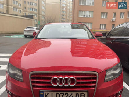 Красный Ауди А4, объемом двигателя 2 л и пробегом 303 тыс. км за 9000 $, фото 1 на Automoto.ua