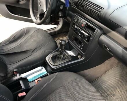 Ауди А4, объемом двигателя 1.6 л и пробегом 310 тыс. км за 1600 $, фото 5 на Automoto.ua