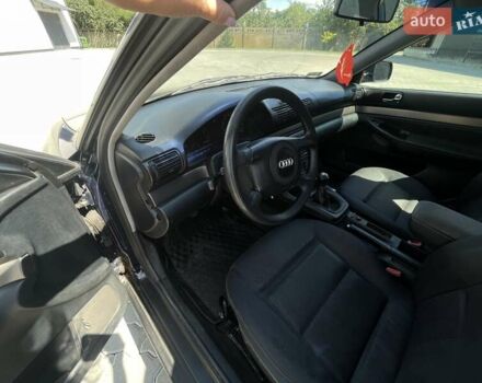 Ауди А4, объемом двигателя 1.6 л и пробегом 288 тыс. км за 2600 $, фото 2 на Automoto.ua