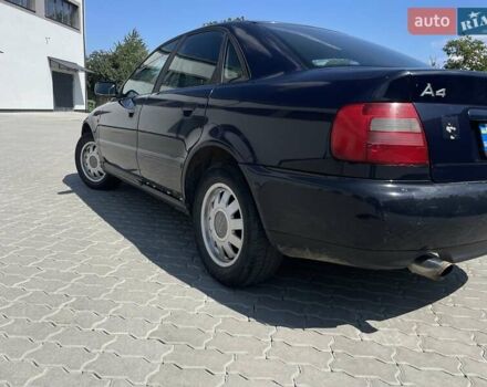 Ауди А4, объемом двигателя 1.6 л и пробегом 288 тыс. км за 2600 $, фото 8 на Automoto.ua