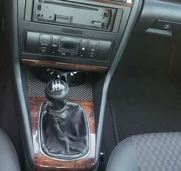 Ауди А4, объемом двигателя 1.9 л и пробегом 370 тыс. км за 4500 $, фото 8 на Automoto.ua