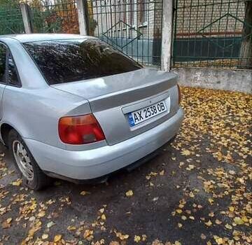 Ауди А4, объемом двигателя 1.8 л и пробегом 260 тыс. км за 3650 $, фото 4 на Automoto.ua