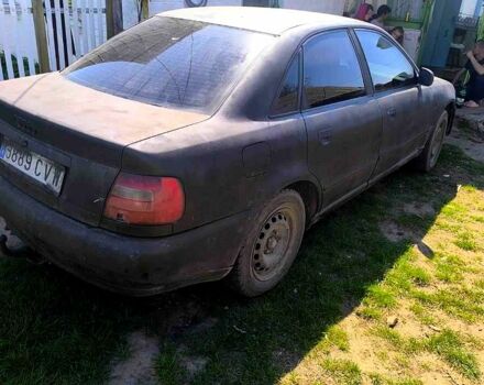 Ауди А4, объемом двигателя 19 л и пробегом 300 тыс. км за 1100 $, фото 2 на Automoto.ua