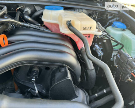 Ауді А4, об'ємом двигуна 2 л та пробігом 245 тис. км за 7399 $, фото 114 на Automoto.ua