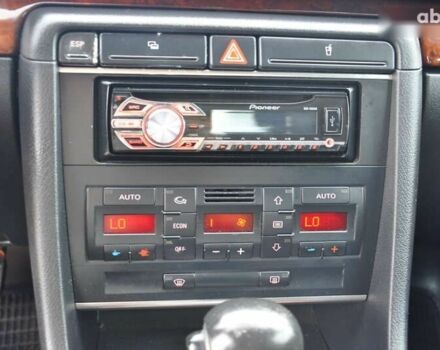 Ауді А4, об'ємом двигуна 2 л та пробігом 260 тис. км за 5999 $, фото 6 на Automoto.ua