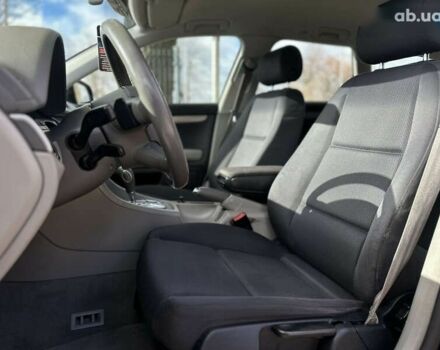 Ауді А4, об'ємом двигуна 2 л та пробігом 206 тис. км за 7200 $, фото 27 на Automoto.ua
