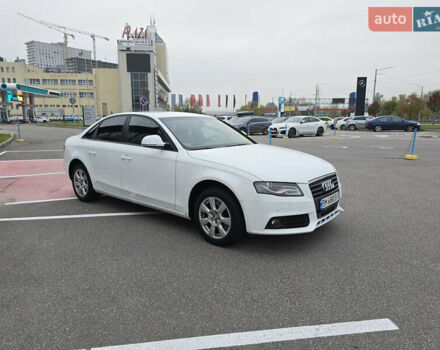 Ауді А4 2009 у Києві на Automoto.ua Ауді А4, об'ємом двигуна 1.8 л та пробігом 295 тис. км за 10400 $, фото 3 на Automoto.ua