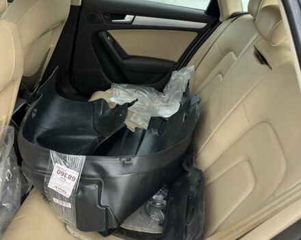 Ауді А4, об'ємом двигуна 2 л та пробігом 194 тис. км за 9500 $, фото 7 на Automoto.ua