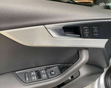 Ауді А4, об'ємом двигуна 2 л та пробігом 173 тис. км за 14900 $, фото 11 на Automoto.ua