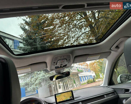 Ауді А4, об'ємом двигуна 2 л та пробігом 272 тис. км за 13800 $, фото 16 на Automoto.ua