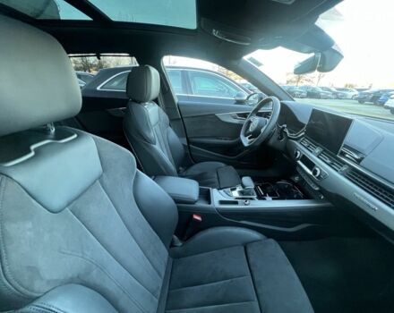 Ауди А4, объемом двигателя 3 л и пробегом 2 тыс. км за 74120 $, фото 22 на Automoto.ua