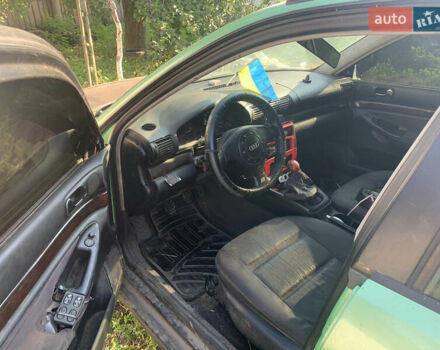 Ауди А4, объемом двигателя 1.9 л и пробегом 180 тыс. км за 700 $, фото 1 на Automoto.ua