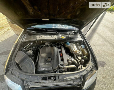 Ауді А4, об'ємом двигуна 1.8 л та пробігом 262 тис. км за 5500 $, фото 4 на Automoto.ua